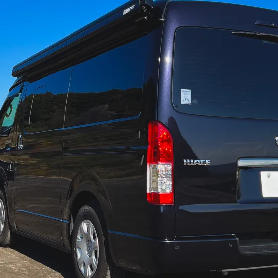Camper HIACE Black