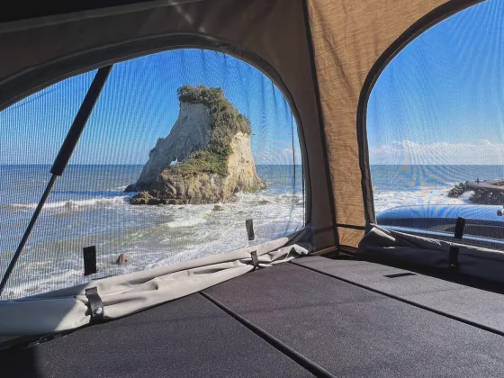 Camper HIACE Black